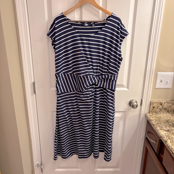 Lands' End Navy and White Midi Dress 1X NWOT - Picture 1 of 7